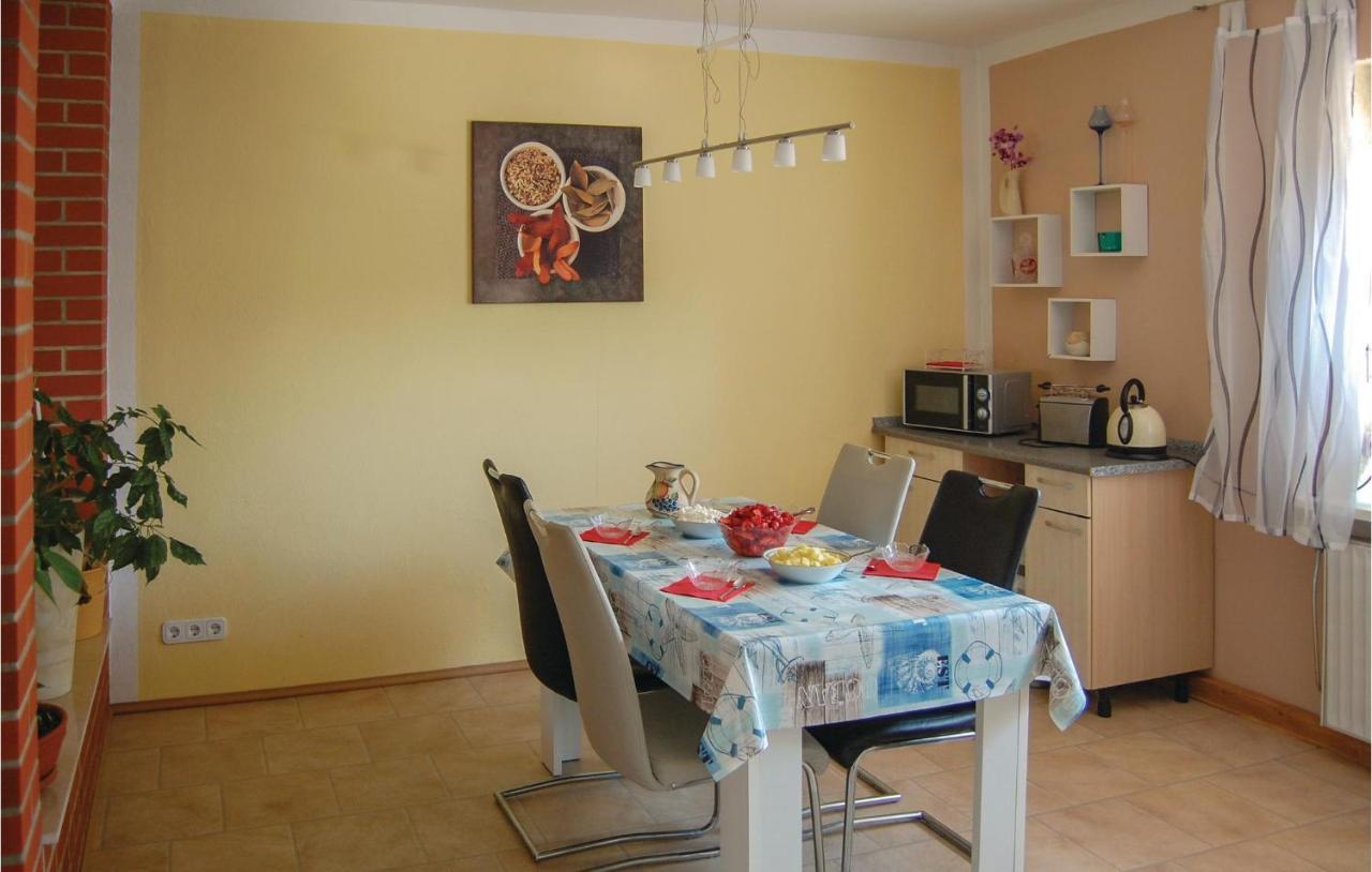 Awesome Apartment In Rostock With Wifi Exterior foto